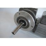 277 RPM 0,3 KW Asmaat 16 mm. Unused.